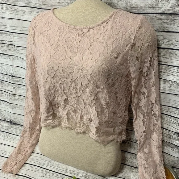 HP {PinkBlush} Lace Maternity Crop Top S Post Maternity Bump - Picture 8 of 14